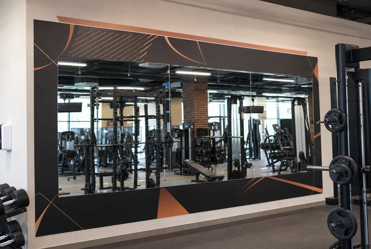 Miroir de salle de sport avec bordure géométrique imprimée UV noir et cuivre